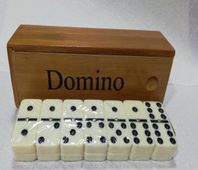 DOMINO EN CAJA                          