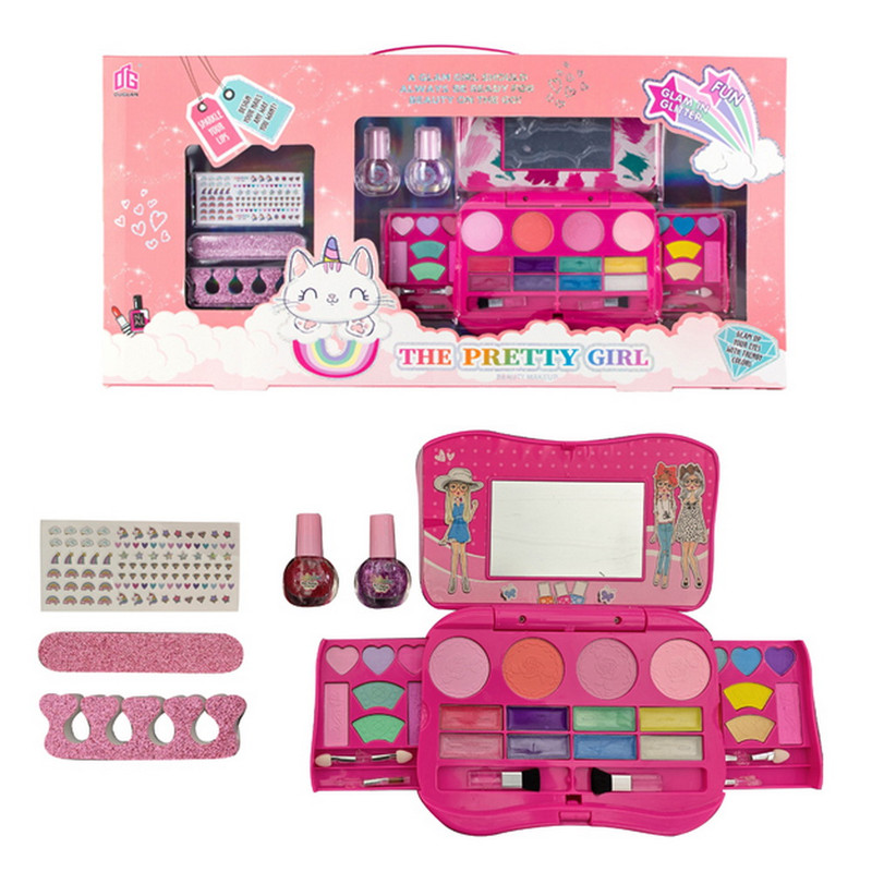 MAQUILLAJE GLAM Y UÑAS