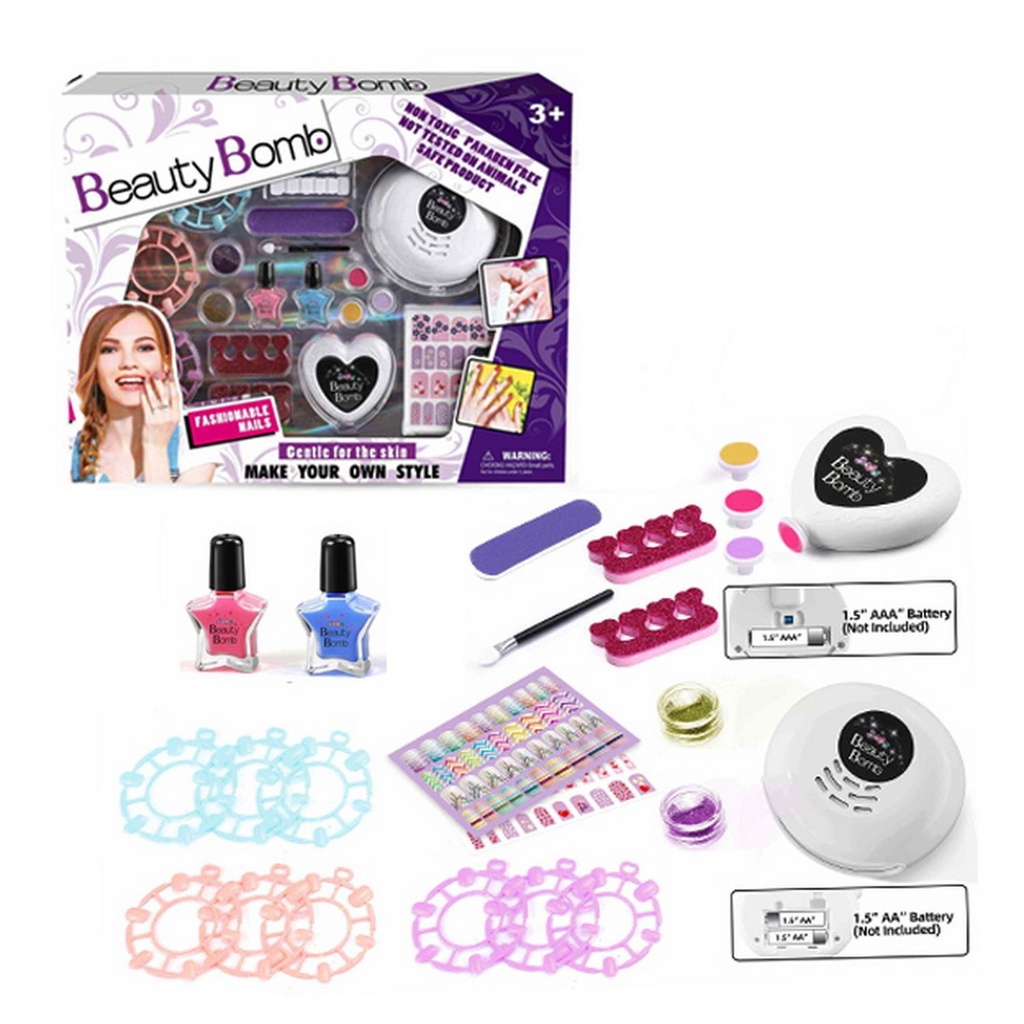 MANICURE CON SECADOR Y ACCESORIOS